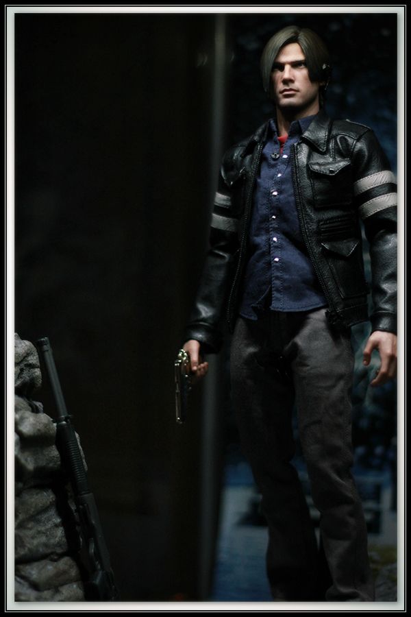 resident evil 6 leon figure